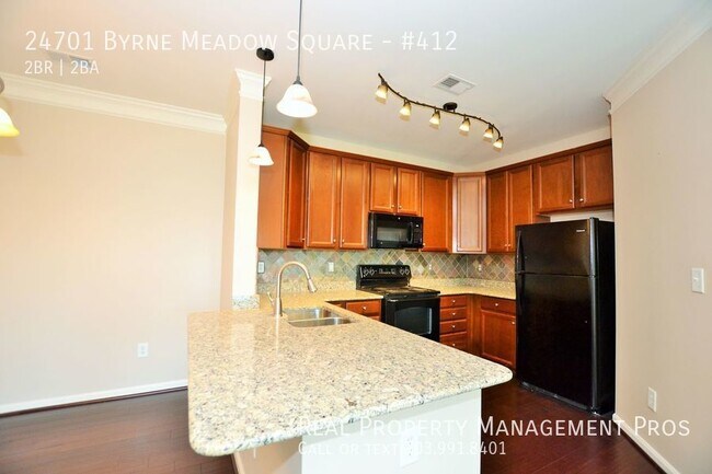 Foto del edificio - Spacious 2 Bed Bath Condo unit on Top Floor