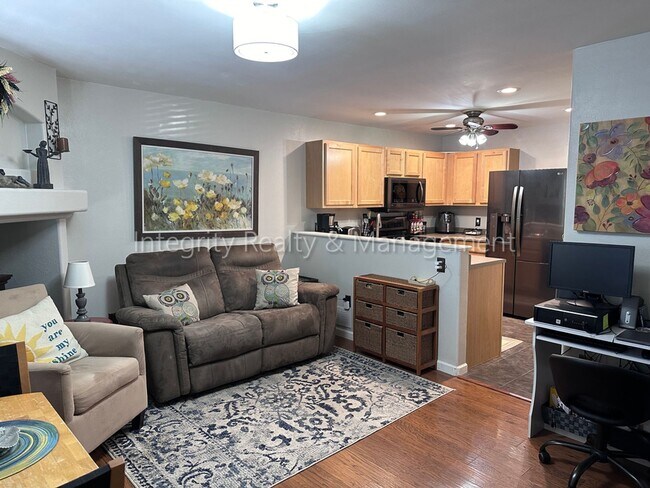 Foto del edificio - 1 Bed/1 Bath, 495 Sqft - 9650 W Chatfield ...