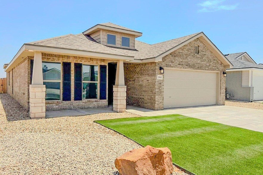 Foto principal - 2902 Bryan Ave