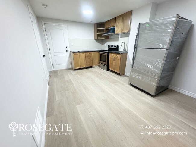 Photo du bâtiment - All-Inclusive 1-Bedroom Basement Apartment with Modern Finishes – Mississauga