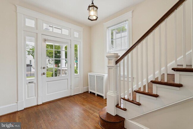 Building Photo - 4226 Fessenden St NW