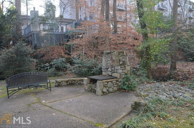Foto del edificio - 3203 Lenox Rd NE
