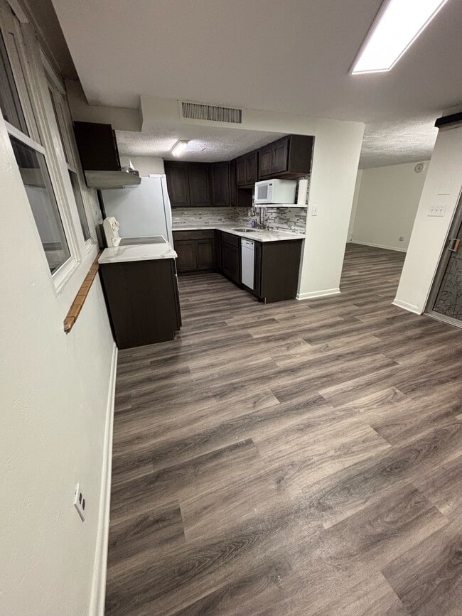 Photo - 120 S 38th Ave Townhome