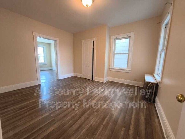 Foto del edificio - 1507 Washington St
