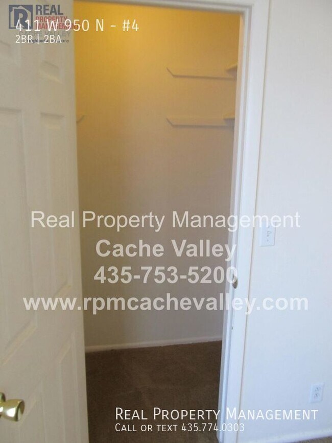 Building Photo - 411 W 950 N