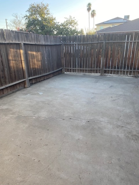 Building Photo - 2415 Hughes Ln