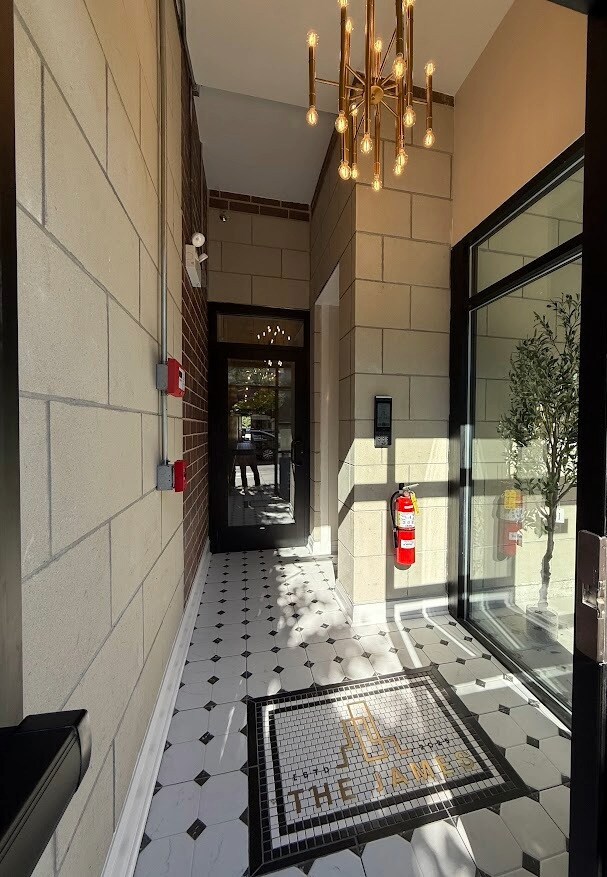 Foto del edificio - 1036 Lake St