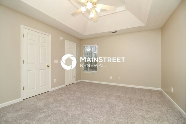 Foto del edificio - 3 Bedroom Pet-Friendly Home in Madison, TN with Main Street Renewal