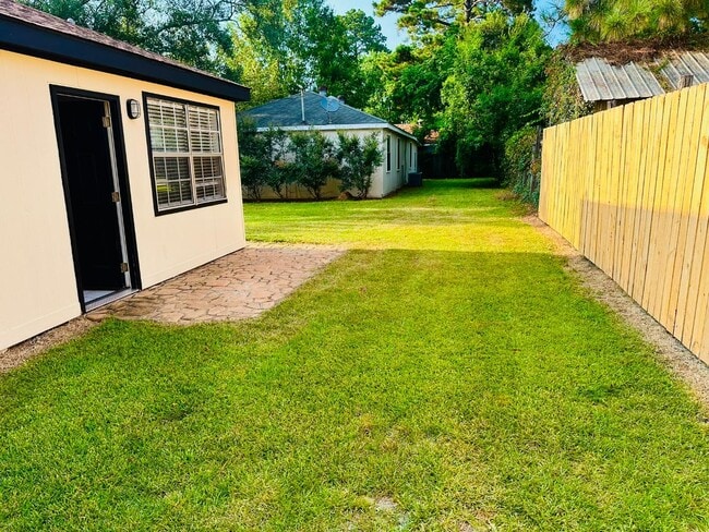 Photo - 305 N 40th Ave House