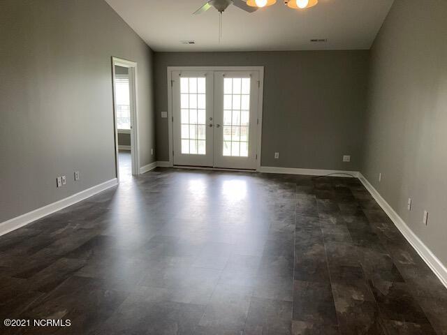 Building Photo - 2115 Oak Bend Dr
