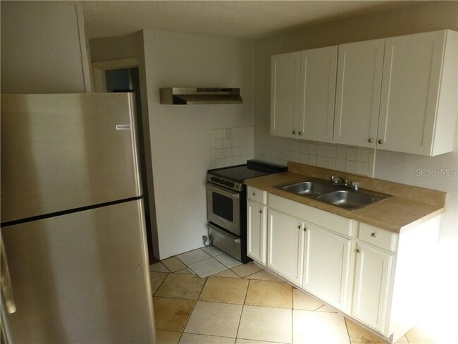 Foto del edificio - 806 8th Ave NW