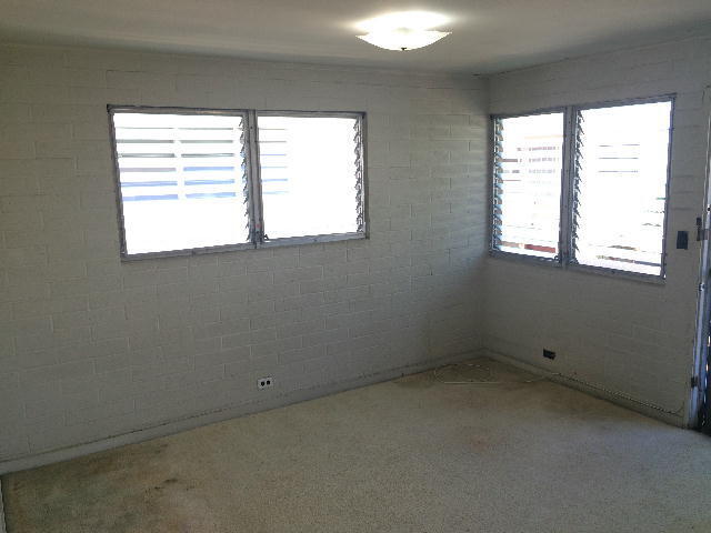 Building Photo - 1222 Makaloa St