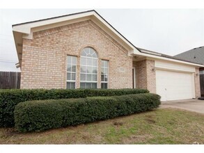 Building Photo - 1520 Rancho Dominguez Rd
