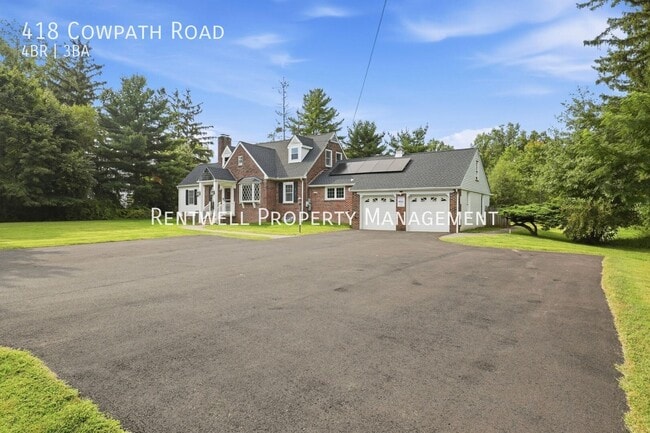 Foto del edificio - 418 Cowpath Rd