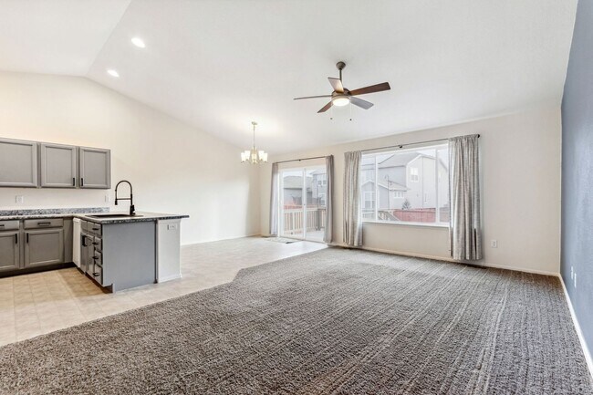 Building Photo - Spacious 5-Bedroom Home In Desirable Raind...