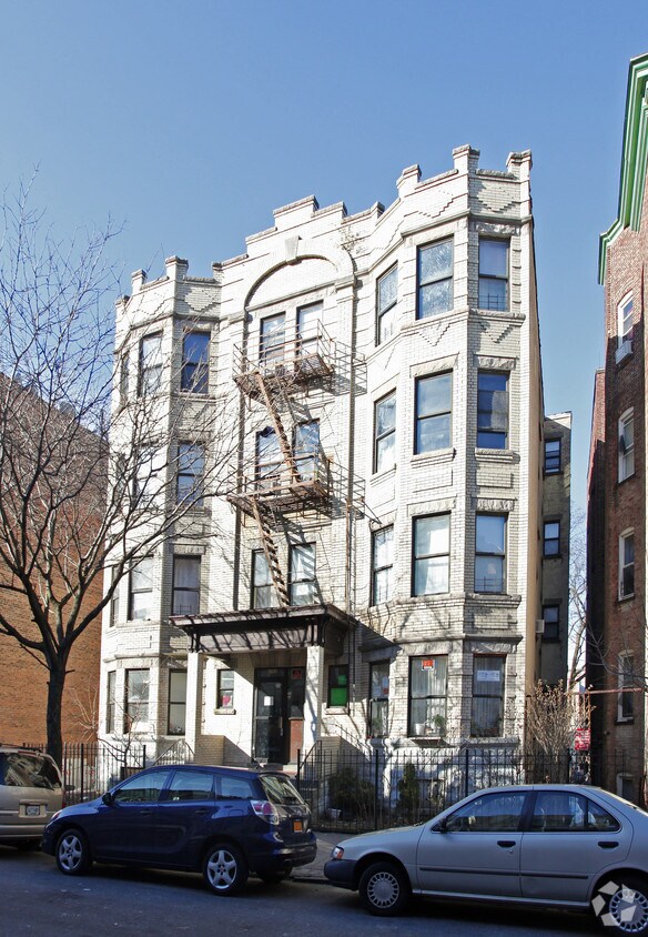 Primary Photo - 67-69 Elliott Ave