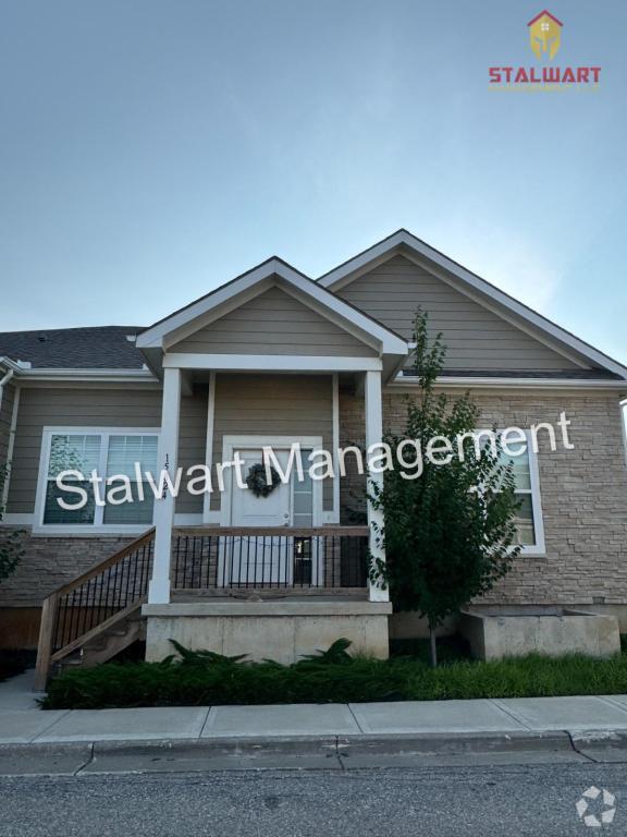Building Photo - 15824 Riley St