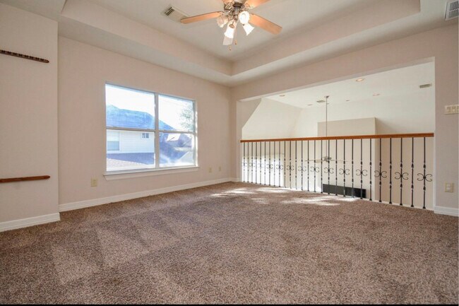 Building Photo - 4034 Glen Cove Dr