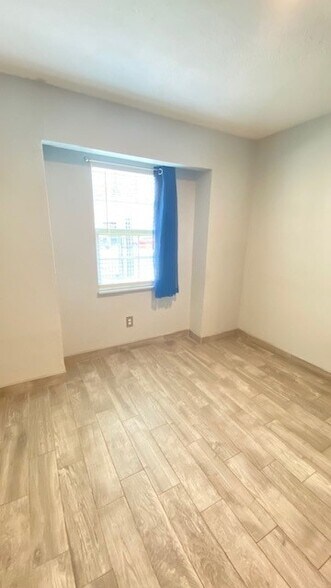 Building Photo - 1105 Wooding St