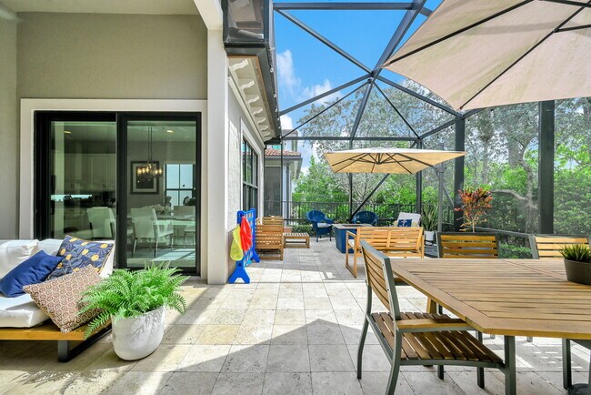 Foto del edificio - 8855 Watercrest Cir W