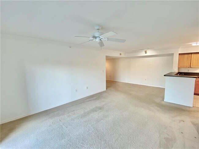 Building Photo - 15095 Michelangelo Blvd