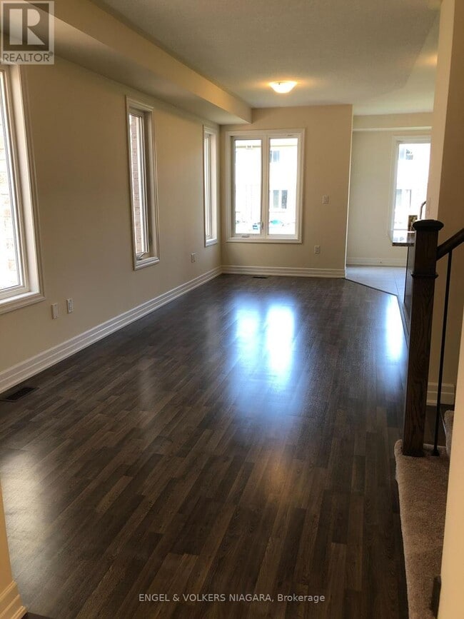 Building Photo - 9570 TALLGRASS Ave