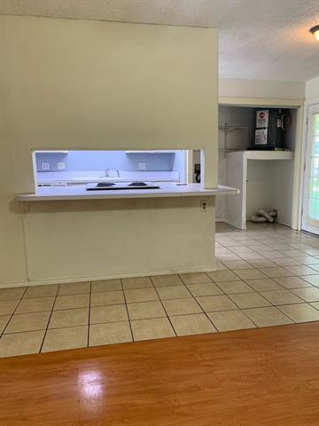 Foto del edificio - 5809 Lalagray Ln