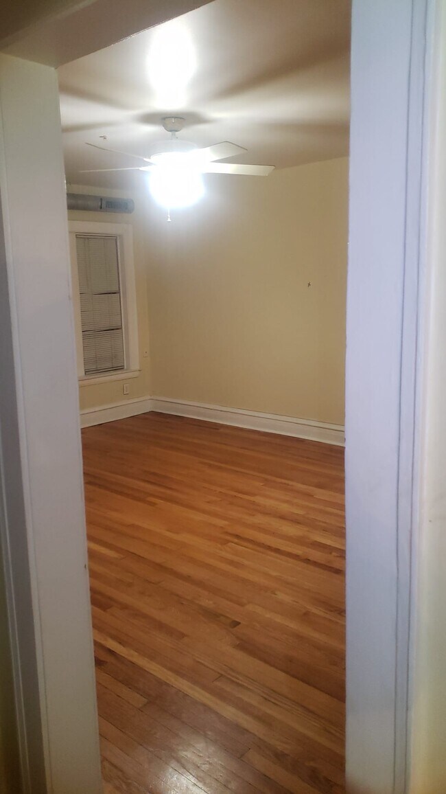 6 N 3rd Ave Unit 1S, Maywood, IL 60153 Condo for Rent in Maywood, IL