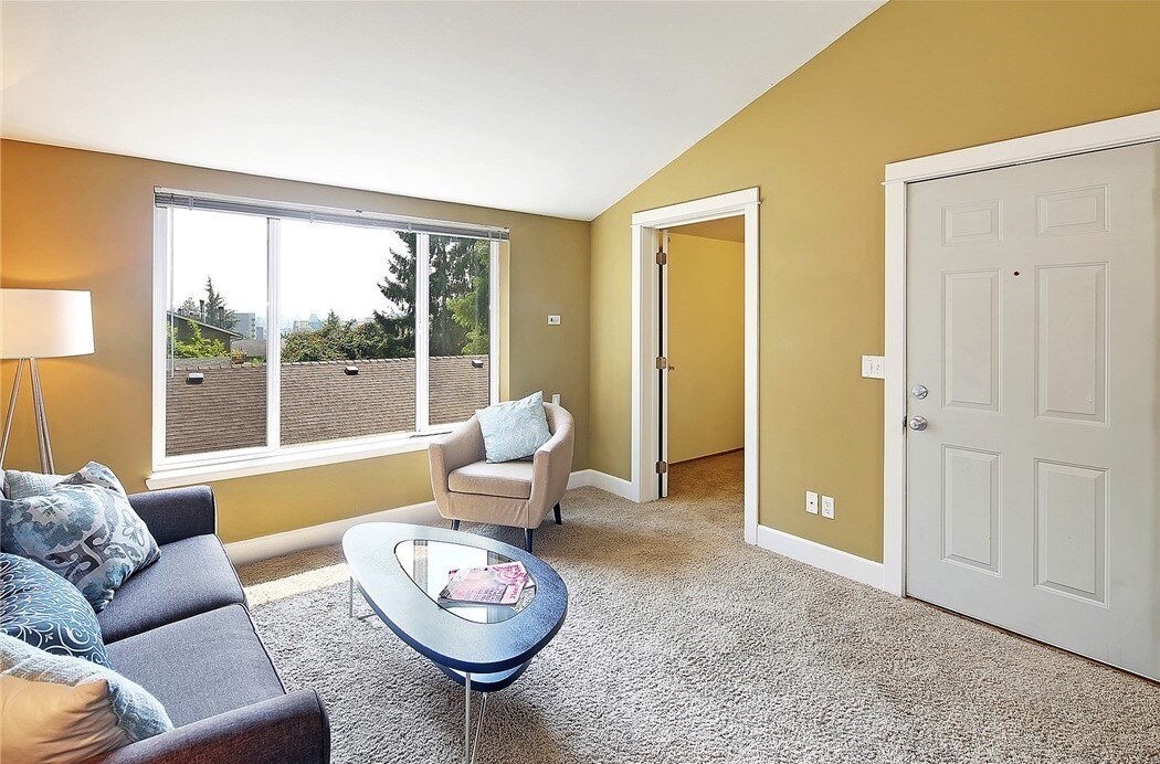 Primary Photo - 13227 35th Ave NE