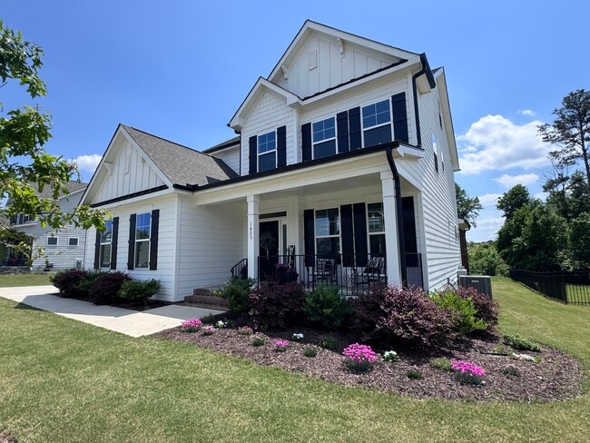 Building Photo - 1425 White Spruce Dr