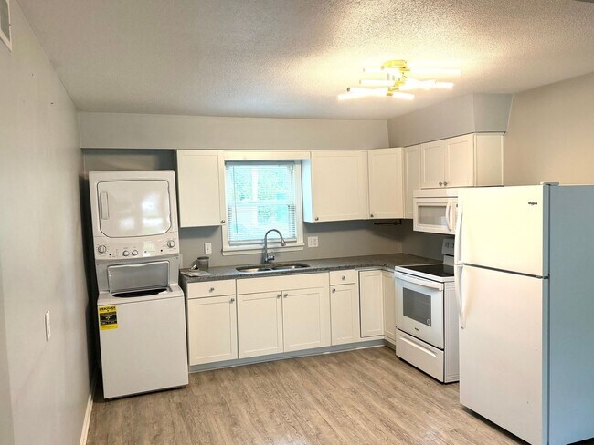 Foto del edificio - 1827 Bashford Manor Ln