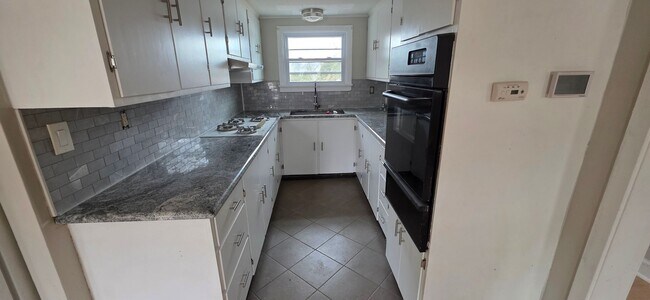 Building Photo - Spring City house with 2 bedrooms and bonus room