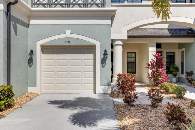Foto del edificio - Beautiful Townhome for Rent