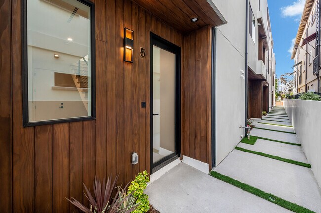 Foto del edificio - 12918 Bloomfield St
