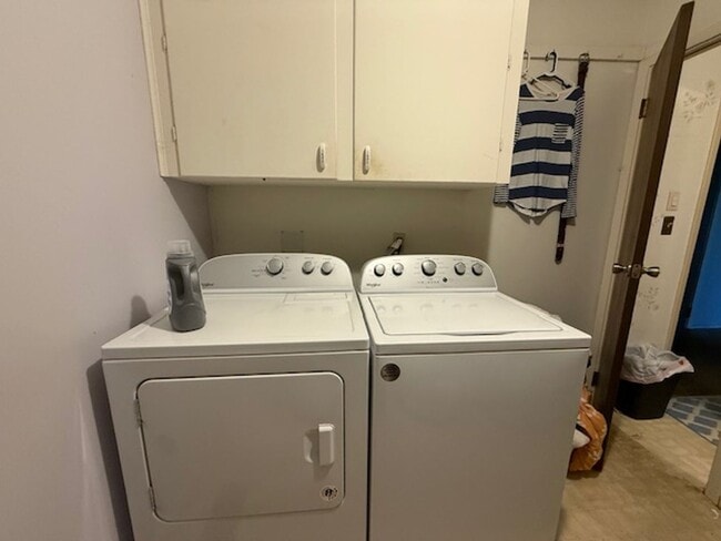 Foto del edificio - 3 Bedroom Home in Prime Location