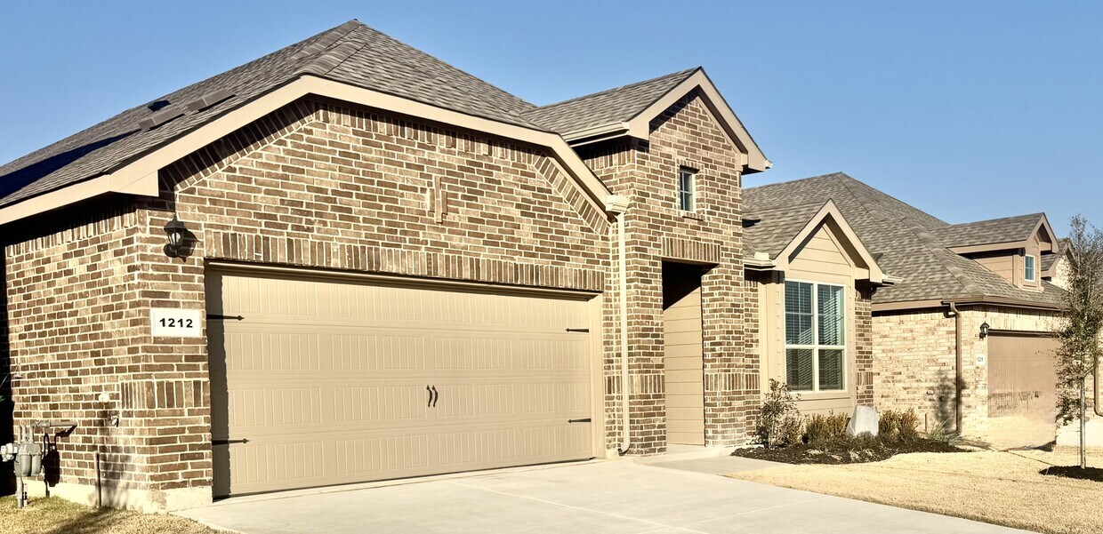 Foto del edificio - 1212 Marsha Ln