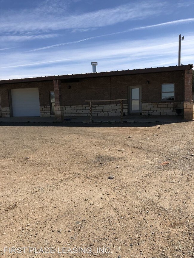 Building Photo - 2 br, 1 bath Apartment - 495-A SR 523