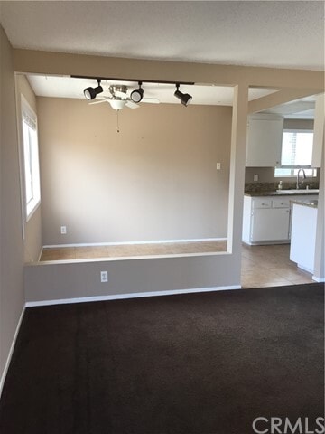 Building Photo - 16701 Lynn Lane