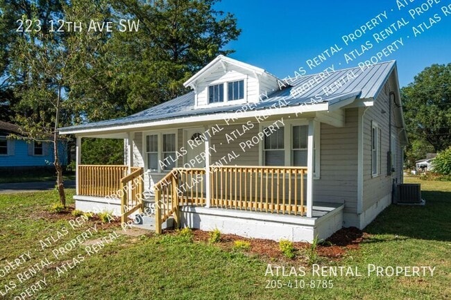 Foto del edificio - 223 12th Ave SW