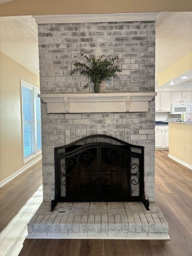 Foto del edificio - Beautiful 3 bedroom 2 bath home in Northchase