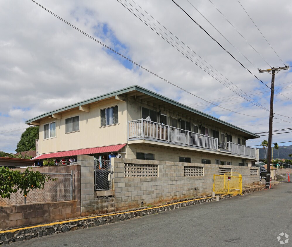 Foto del edificio - 1801 N School St