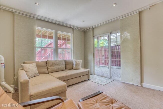 Foto del edificio - 3 br, 2.5 bath Townhome - 2562 Junco Ct