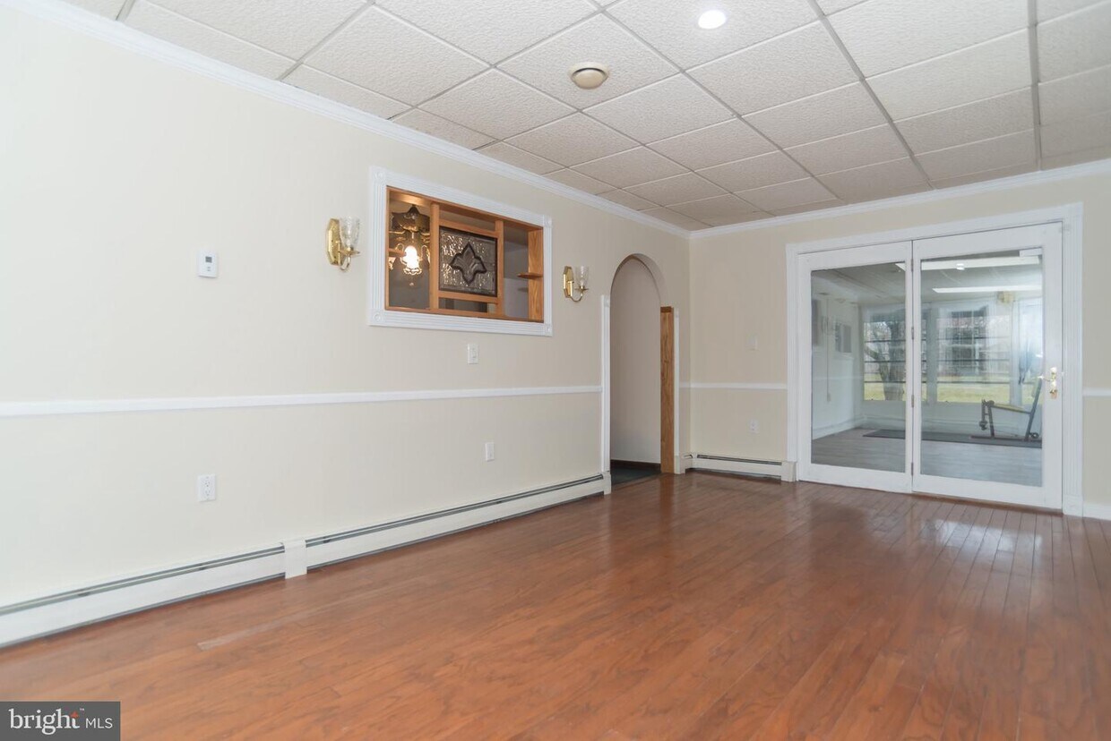 Foto principal - 346 Thornridge Dr
