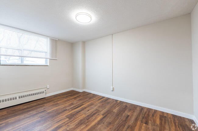 Building Photo - 21 Kendale Court Apartments