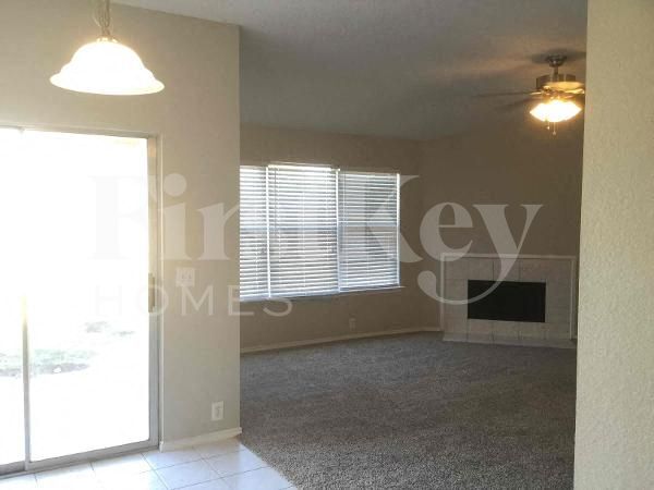 Foto del edificio - 820 Big Sky Ln