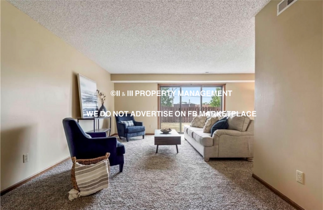 Building Photo - 1102 Jeff Cir