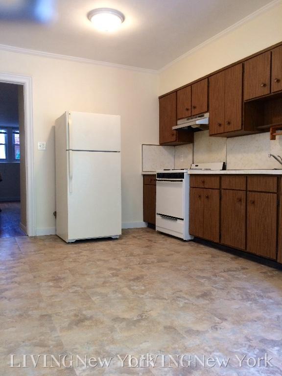 Foto del edificio - 2435 E 19th St