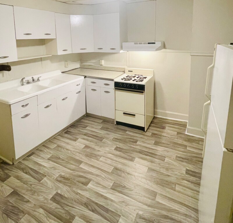 Primary Photo - 116 N 4th St