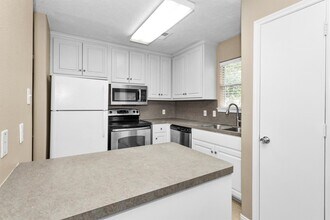 Building Photo - 16396 Many Trees Ln Building Photo - 16396 Many Trees Ln