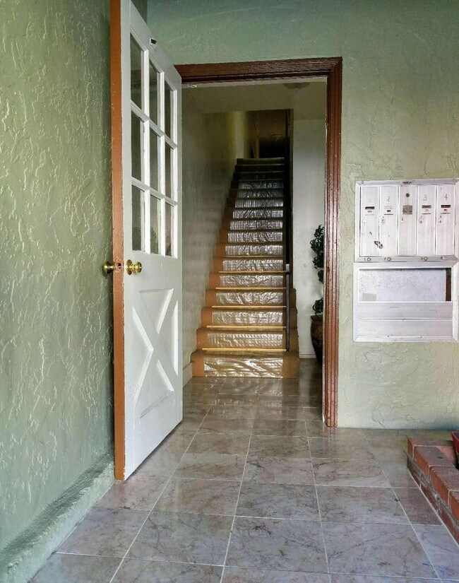 Foto del edificio - 670 Sylvan St